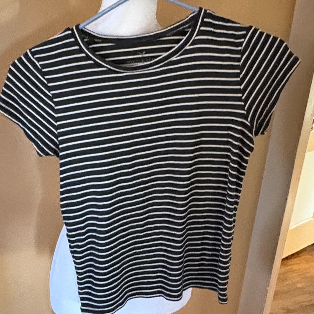 American Eagle Outfitters Black and White Striped Tee